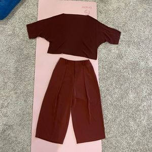 Uniqlo super high rise wide leg Drape Culottes Size S